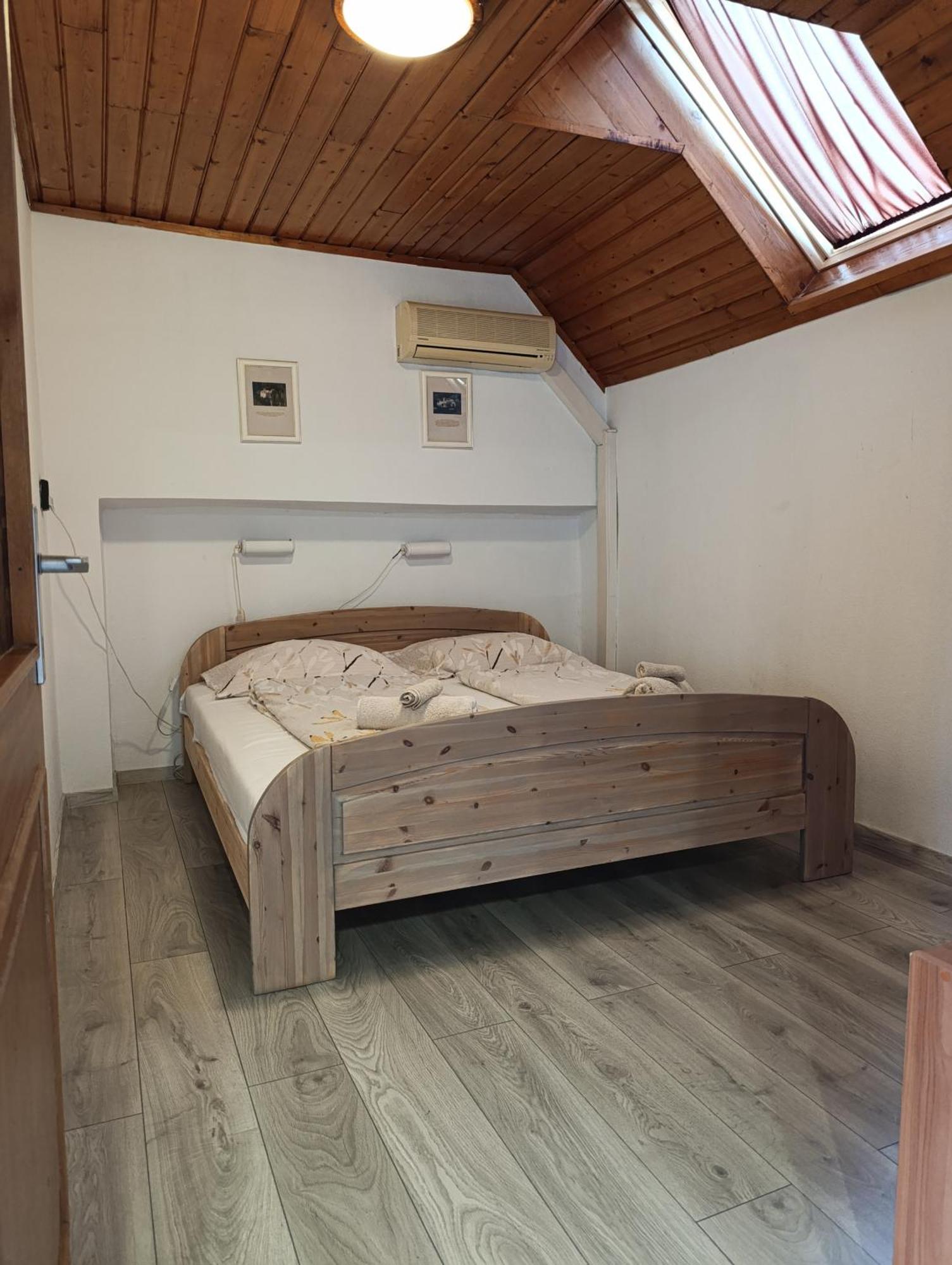 Apartmán Julia Vendeghaz Sárospatak Exteriér fotografie